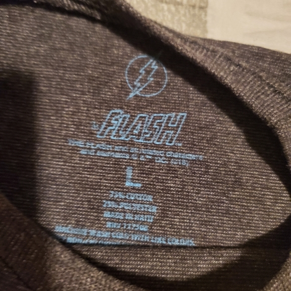 Flash shirt - Picture 4 of 4